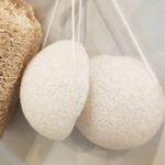 Eponge KONJAC<br />spéciale Yeux Nature